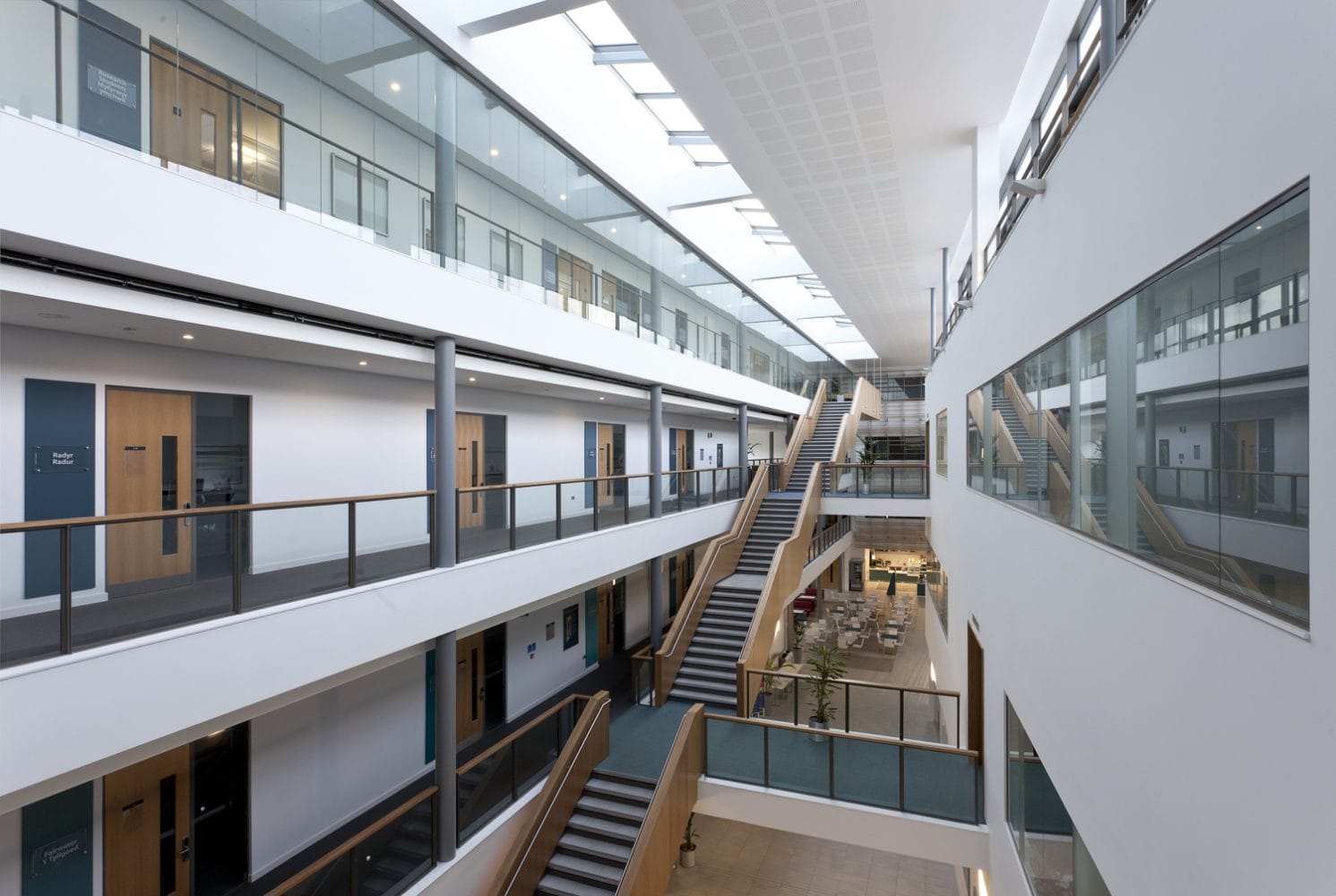 CARDIFF SCHOOL OF MANAGEMENT (Interiors) - Austin-Smith:Lord