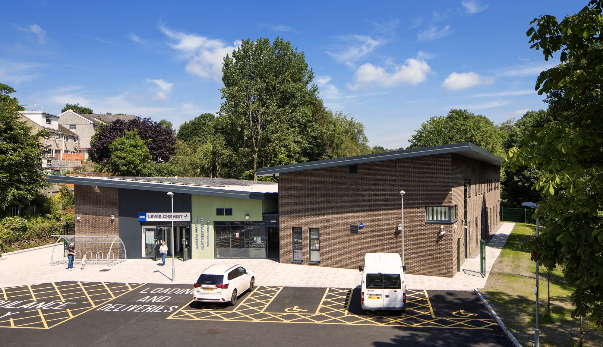 PENDLETON HEALTH & SOCIAL CARE CENTRE, MANCHESTER AustinSmithLord